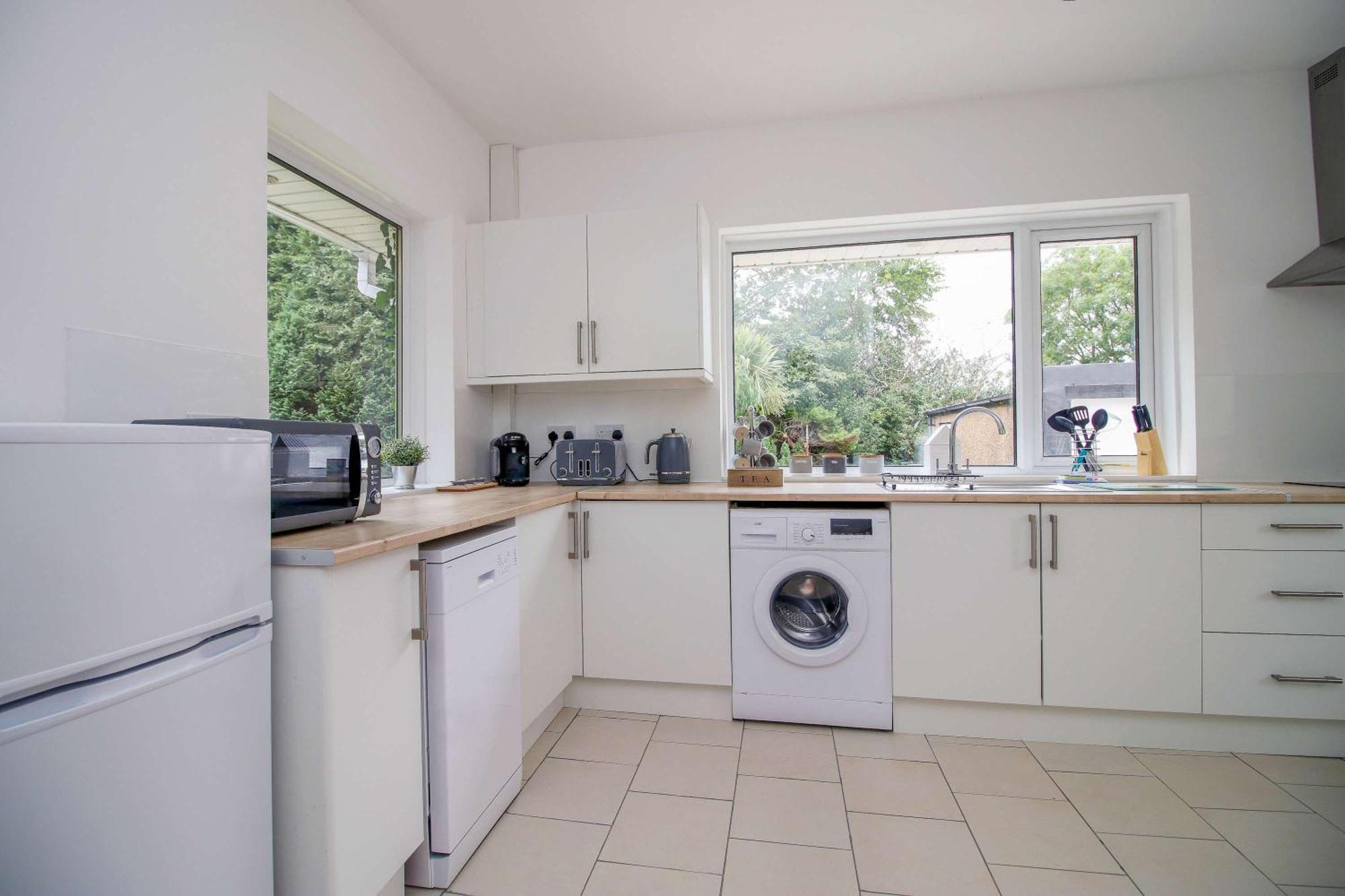 The Lockett Wonderful Large Bungalow Plympton, Plymouth Free Parking By Staystaycations Exterior foto