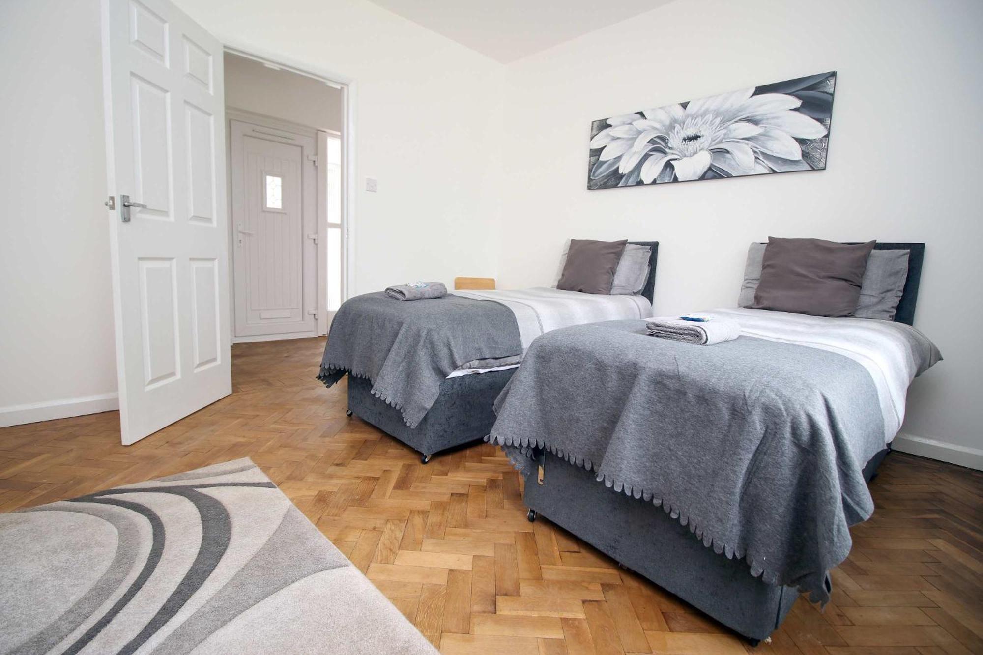 The Lockett Wonderful Large Bungalow Plympton, Plymouth Free Parking By Staystaycations Exterior foto